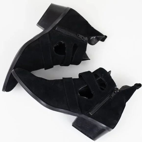 Universal Thread Target Black Kelsey Western Buckle Ankle Booties Women’s Size 6 - Picture 4 of 15